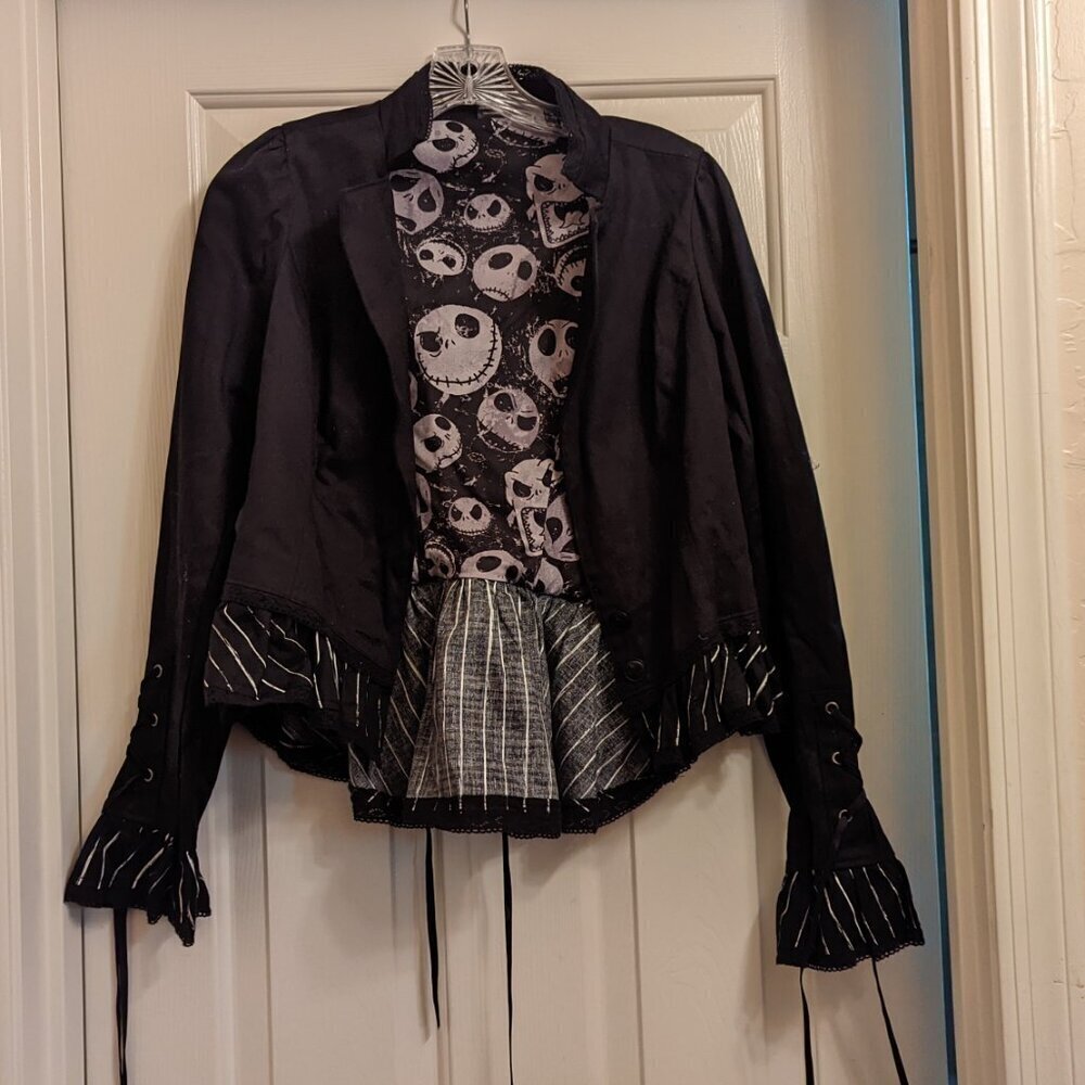 NWOT Jack Skellington Hot Topic Disney Jacket Laces Nightmare Before Christmas M - Picture 3 of 11